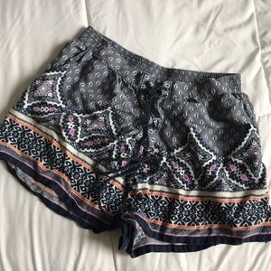 Abercrombie & Fitch soft high waisted shorts